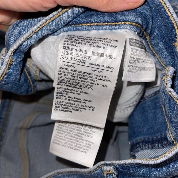 Levi's Womens Mile Jeans Size 30 Blue High Rise Wide Leg Cropped Cotton Blend - Picture 11 of 14